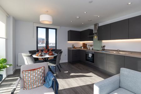 3 Bed Flat, Lightbody Street, L5 - Photo 2