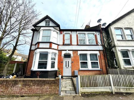 2 bedroom flat to rent - Photo 5