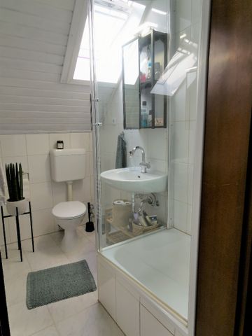 Herrschaftlicher Altbau in ruhiger Lage - Photo 5