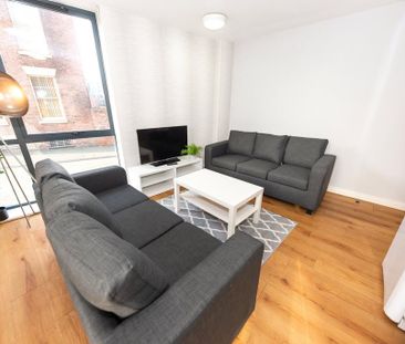 8 bedroom property to rent - Photo 3