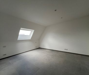 Nieuwbouwwoning met 4 slaapkamers en garage - Photo 6