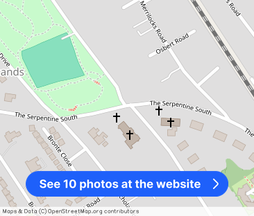 Bronshill, The Serpentine South, Liverpool, Merseyside, L23 - Photo 1