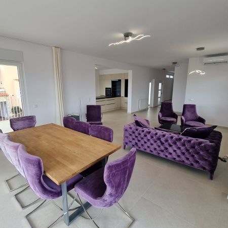 Elegant villa with swimmimg pool in Palmanova - Photo 4