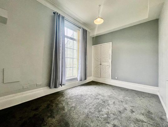 Wharncliffe Road, Sheffield, S10 - Photo 1