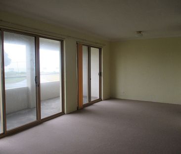3X1 UNIT OPPOSITE WARNBRO BEACH!!! - Photo 6
