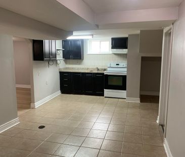 For Lease - 5 Tulloch Drive Unit# ( Lower ), Ajax, Ontario - Photo 6