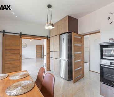 Pronájem domu 203 m² s pozemkem 572 m² - Fotografie 6