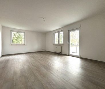 Renoviertes Wohnhighlight – Stilvolle 3 Zimmer Wohnung mit moderner... - Photo 1