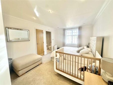 Park Road, Radlett, Hertfordshire, WD7 - Photo 2