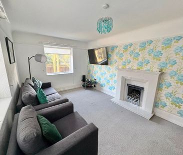 2 bed flat to rent in John Hunter Way, Bootle, L30 - Photo 2