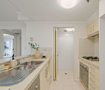 One bedroom apartment in the 'Leura' Complex - Photo 5