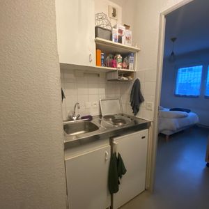 Location Appartement 1 pièce 18m² RENNES 35000 - Photo 2