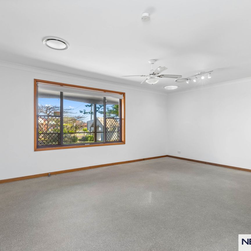 28 Josephson Street, Swansea NSW 2281 - House For Rent | Domain - Photo 1