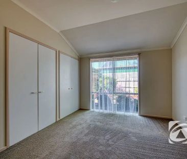 “NORTH SIDE LOCATION” - Photo 2