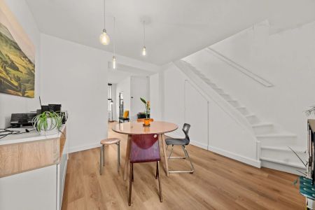 Mooi gerenoveerde woning met terrastuin *** PAS VRIJ VANAF 1 JANUARI, NIET VROEGER! - Photo 5