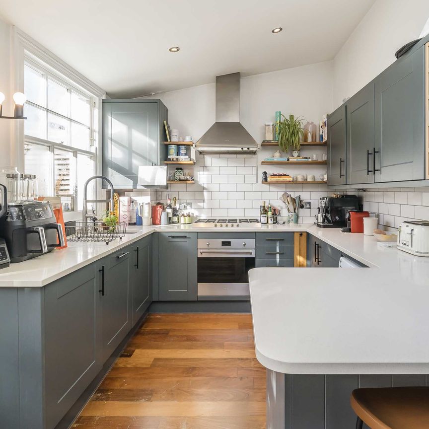 Dafforne Road, Tooting, SW17, London - Photo 1