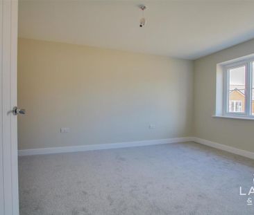 2 bedroom semi-detached bungalow to rent - Photo 5