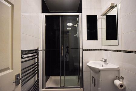 5 bedroom house to rent - Photo 3