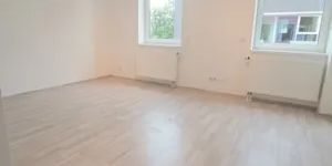 Top Garconniere - sehr gute Schallschutzfenster - Photo 3