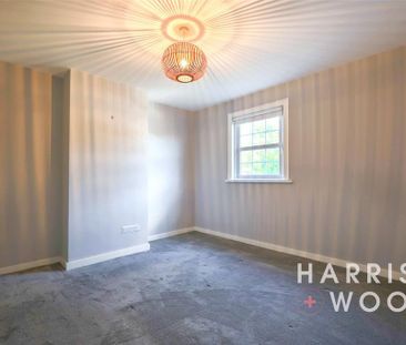 2 bedroom terraced house to rent - Photo 4