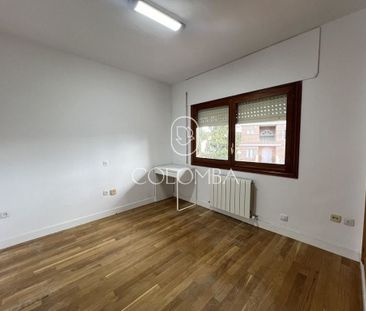 Luxury House for rent in Madrid, Autonomous Region of Madrid - Photo 5