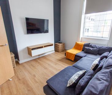 5 bedroom house to rent - Photo 2