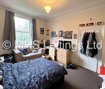 9 Bedroom Mid Terraced House for rent in Ash Grove - Photo 3