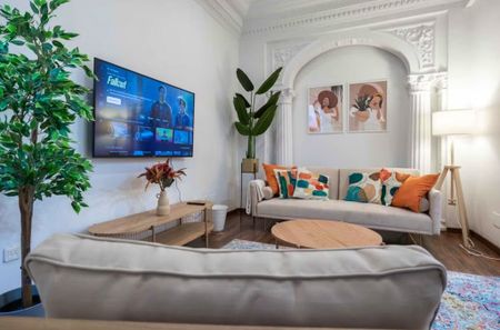 Carrer de Muntaner, Barcelona, Catalonia 08021 - Photo 5