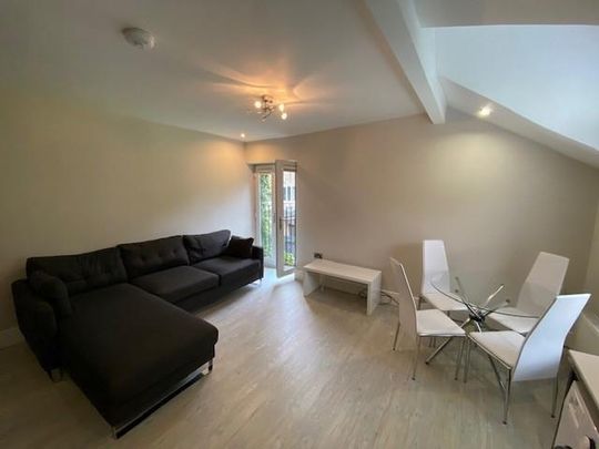 2 bedroom flat to rent - Photo 1