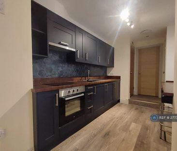 1 bedroom flat to rent - Photo 5