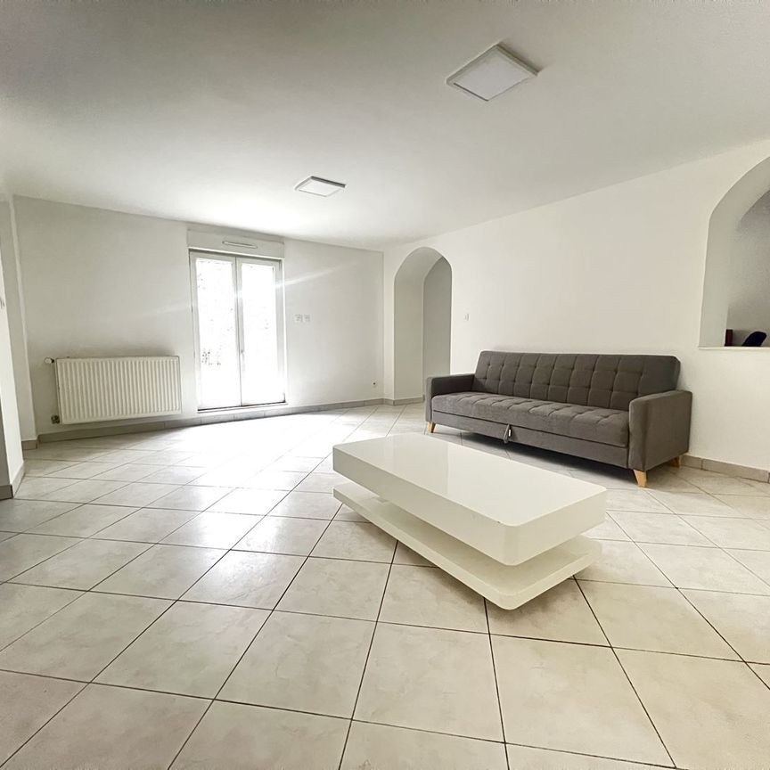 Location Appartement 3 pièces 62m² HAUCOURT MOULAINE 54860 - Photo 1