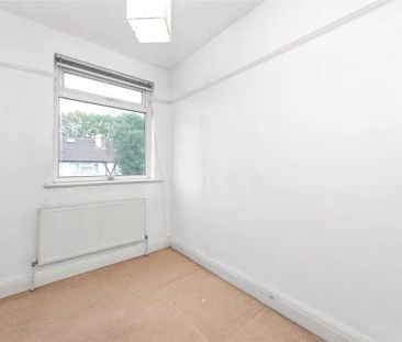 3 Bed Terraced House, Kynaston Avenue, CR7 - Photo 4