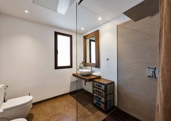 9 bedroom luxury Villa for rent in Benahavís, Andalusia