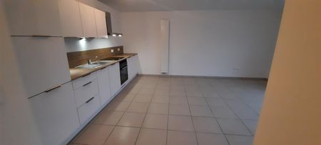 Location Appartement 2 pièces 48m² PUBLIER 74500 - Photo 2