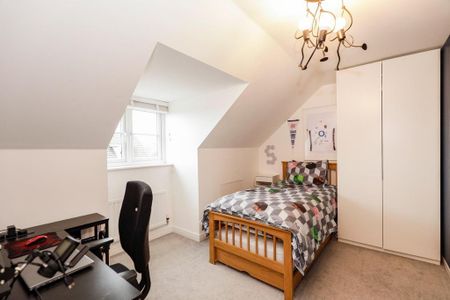5 bedroom terraced house to rent - Photo 4