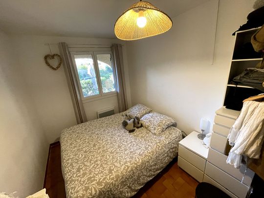 A LOUER - Appartement T2 Sausset les pins, résidence sécurisée, sur la corniche; un jardinet, une terrasse et une place privative, - Photo 1