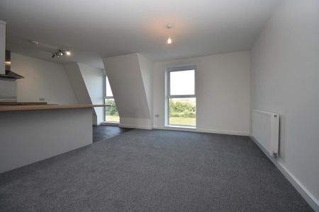 2 bedroom maisonette to rent - Photo 2