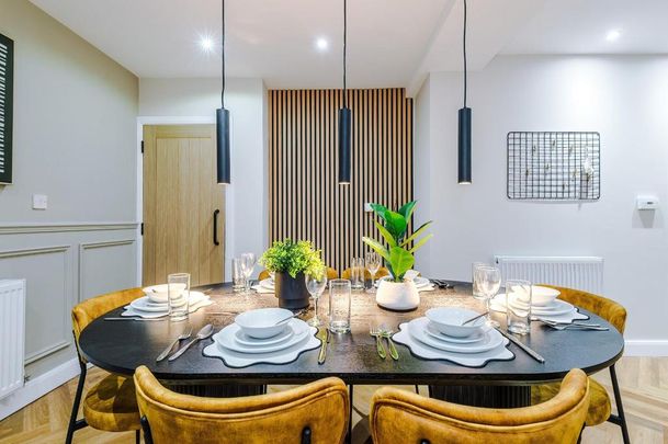 1 bedroom in a house share to rent - Photo 1