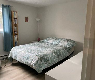 4 1/2 a louer - Photo 1