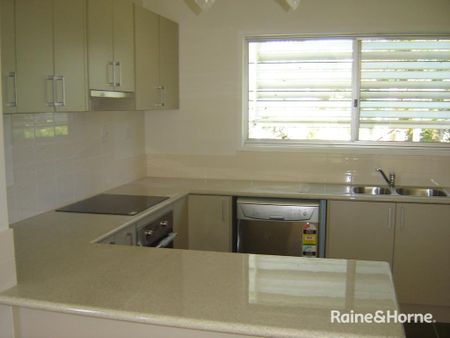 3 Bedroom Highset - Available for Rent - Photo 3