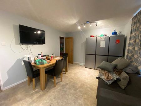 1 bedroom sharedAccommodation in Lauradale, Berkshire - Photo 5