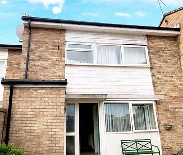 Fairfax Crescent, Aylesbury, HP20 - Photo 4