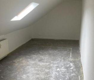 Duisburg Stadtmitte 3 Zimmer Dachgeschoßwohnung zu vermieten (Wohnu... - Photo 4