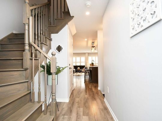 For Lease - 22 HOOVER Road, Brampton, Ontario - Photo 1