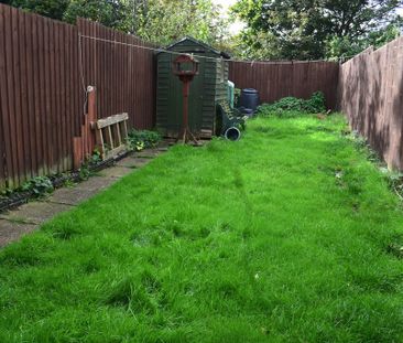 2 Bedroom Mid Terraced House For Rent - Photo 5