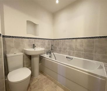 2 bedroom apartment to rent - Photo 6