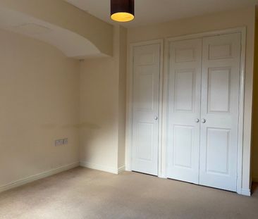 John Gold Avenue, Newark, Notts, NG24 - Photo 2