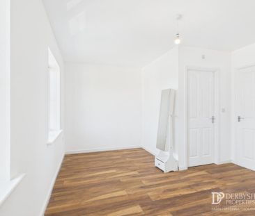 4 Bedroom Town House - Photo 3