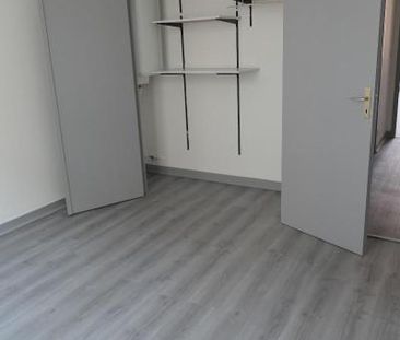 Location Appartement 3 pièces 56m² POITIERS 86000 - Photo 4