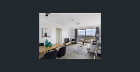 LARGE TWO-BEDROOM WITH SPECTACULAR WATER VIEWS OF MIDDLE HARBOUR AVAILABLE FOR RENT ! - Photo 5